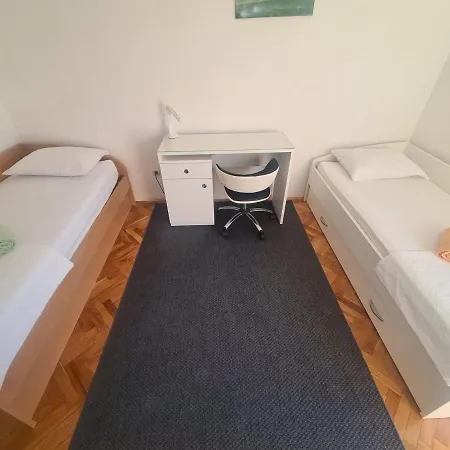 아파트 Apartmani Domink *