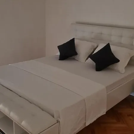 Apartmani Domink